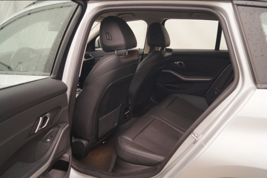 BMW 3 Serie Touring 320i 184pk Automaat Executive Edition -NAVI-ECC-