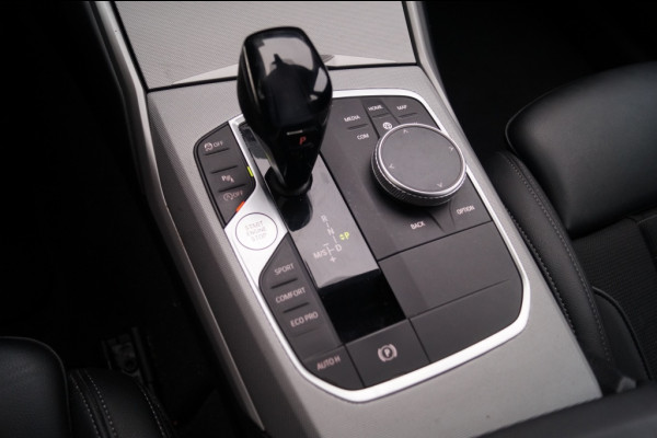 BMW 3 Serie Touring 320i 184pk Automaat Executive Edition -NAVI-ECC-