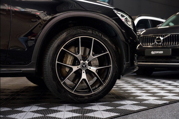 Mercedes-Benz GLC Coupé 300e 4MATIC COUPE AMG/360CAM/DODEHOEK/SFEERVERLICHTING/STANDKACHEL/CARPLAY