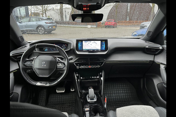 Peugeot e-2008 EV GT Première 3 fase 50 kWh VAN: 18.400,- VOOR: 16.770,- UW EINDEJAARSVOORDEEL: 1.630,- | RIJKLAARPRIJS INCL. 12MND BOVAG GARANTIE | STOELVERWARMING | DODE HOEK EN CAMERA