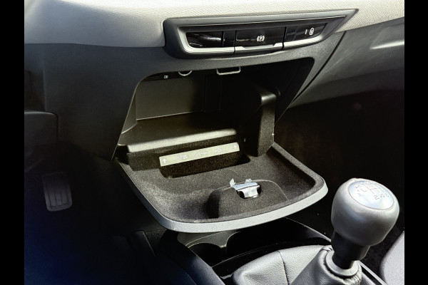 Citroën C4 Picasso BWJ 2018 | 1.2T 131PK Business | CLIMA | NAVI | CRUISE | PDC | CARPLAY | LICHTMETAAL |