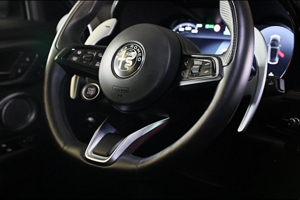 Alfa Romeo Tonale 1.5T Hybrid Veloce / 160 PK / Acc / Leder / Navi / 360 Camera / HK / Sfeerverlichting / Dode Hoek / Lane Assist