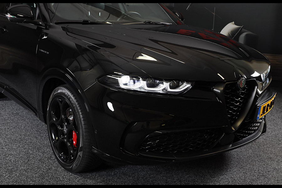 Alfa Romeo Tonale 1.5T Hybrid Veloce / 160 PK / Acc / Leder / Navi / 360 Camera / HK / Sfeerverlichting / Dode Hoek / Lane Assist