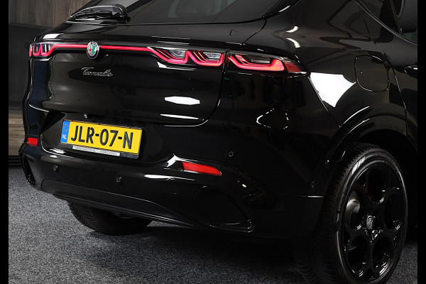 Alfa Romeo Tonale 1.5T Hybrid Veloce / 160 PK / Acc / Leder / Navi / 360 Camera / HK / Sfeerverlichting / Dode Hoek / Lane Assist
