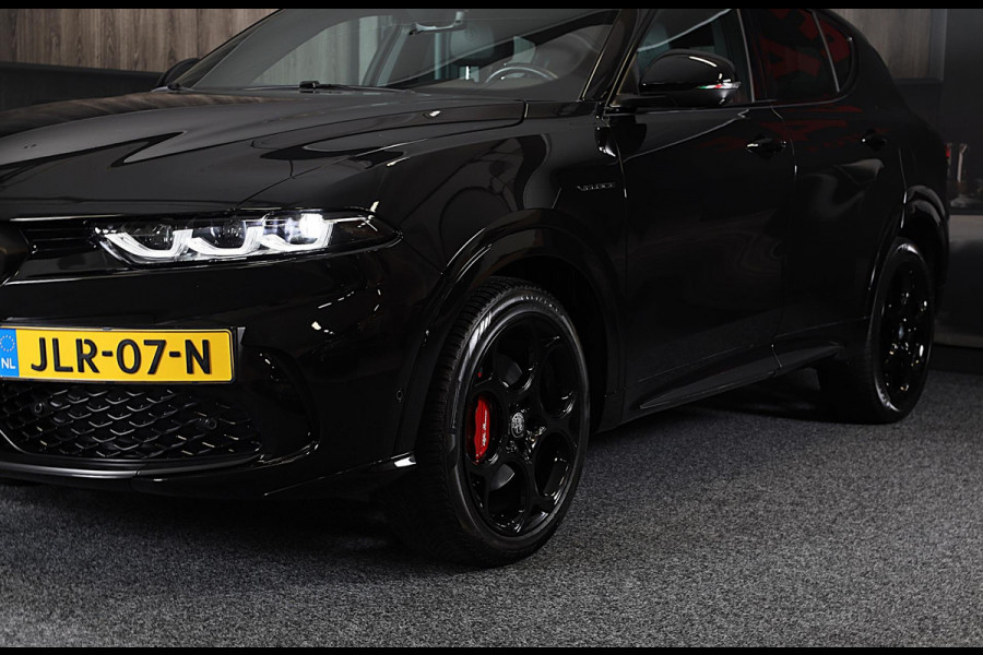 Alfa Romeo Tonale 1.5T Hybrid Veloce / 160 PK / Acc / Leder / Navi / 360 Camera / HK / Sfeerverlichting / Dode Hoek / Lane Assist