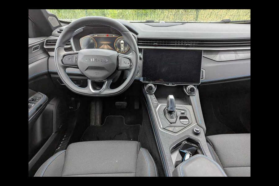 Lynk & Co 01 1.5 261 pk | PHEV | 360 Camera | Adaptieve Cruise | Elek. Achterklep | Panorama dak | Stoelverwarming | 1.800kg Trekgewicht