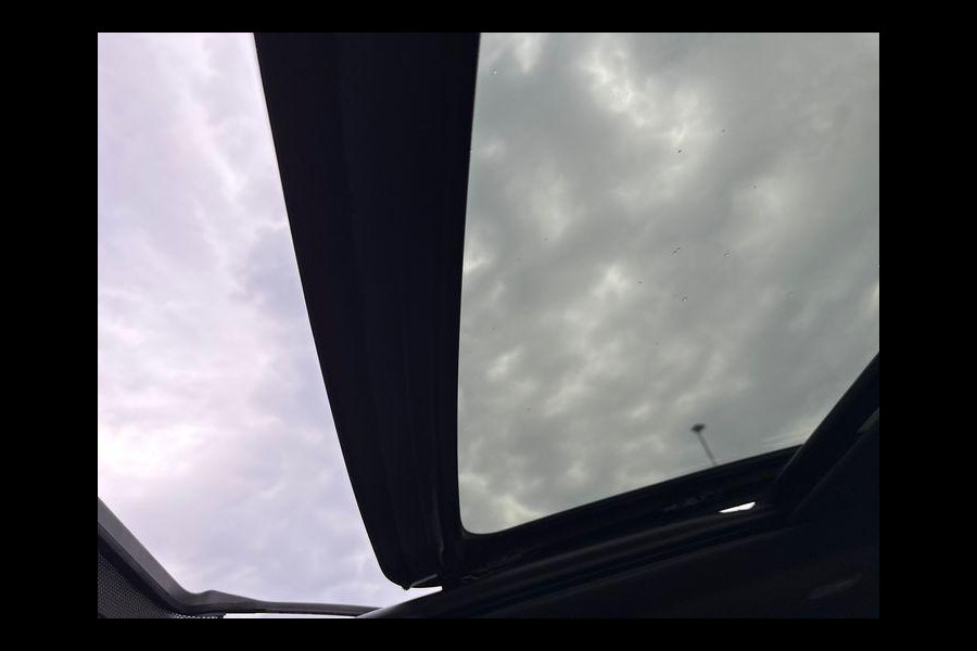 Jeep Grand Cherokee 2.0 Overland 4xe 380pk | Panoramadak | Stoelverwarming | McIntosh Audio