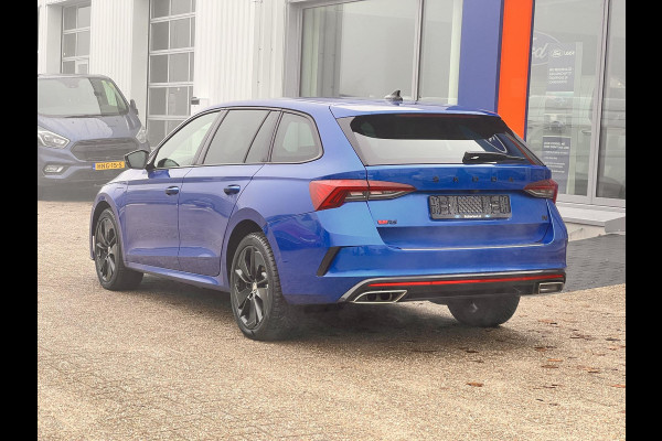 Škoda Octavia Combi 1.4 TSI RS iV PHEV Business | 245pk | Stoel- & Stuurverwarming | Achteruitrijcamera