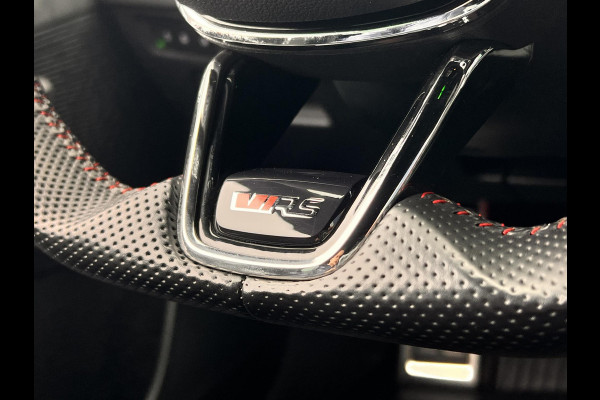 Škoda Octavia Combi 1.4 TSI RS iV PHEV Business | 245pk | Stoel- & Stuurverwarming | Achteruitrijcamera