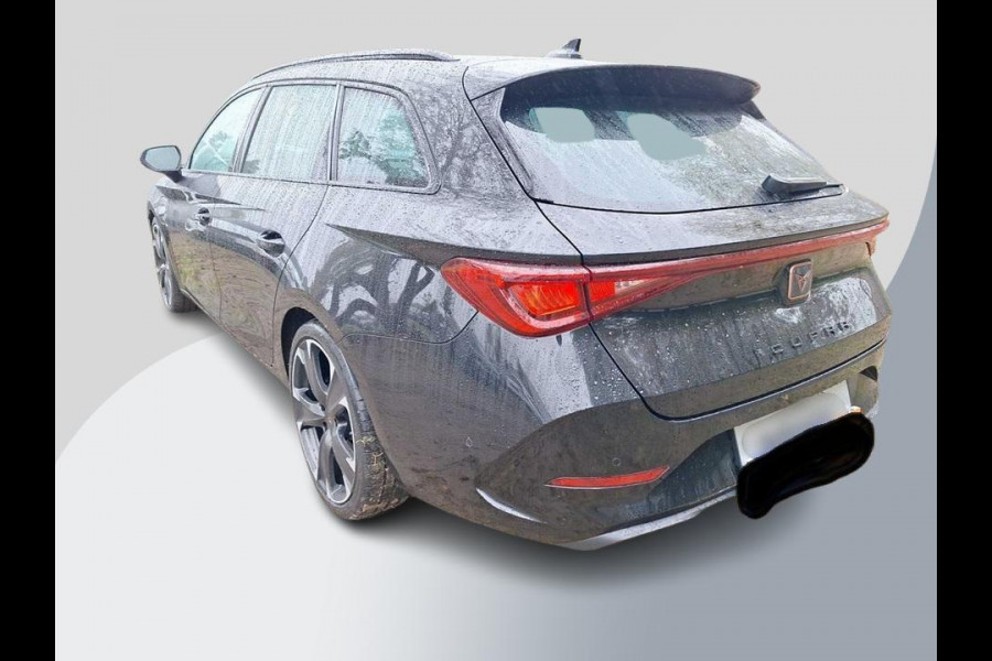 CUPRA Leon Sportstourer 1.4 e-Hybrid VZ Performance 245pk | Trekhaak wegklapbaar |  Verwarmbare voorstoelen | Camera | Adaptive cruise control