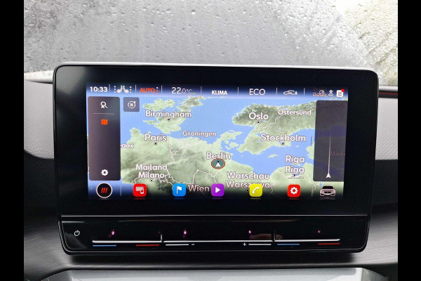 CUPRA Leon Sportstourer 1.4 e-Hybrid VZ Performance 245pk | Trekhaak wegklapbaar |  Verwarmbare voorstoelen | Camera | Adaptive cruise control