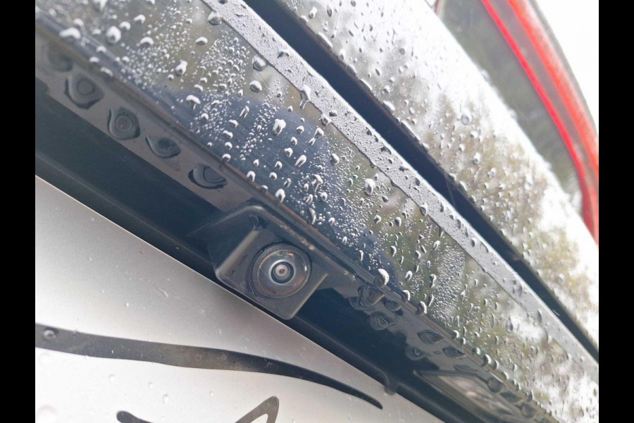 CUPRA Leon Sportstourer 1.4 e-Hybrid VZ Performance 245pk | Trekhaak wegklapbaar |  Verwarmbare voorstoelen | Camera | Adaptive cruise control