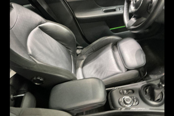 MINI Countryman 2.0 Cooper S E ALL4 Classic | Panoramadak | Lederen bekleding | Adaptive LED | Stoelverwarming | Verwarmd Stuurwiel | Sportstoelen | Climate control | Armsteun | Keyless entry