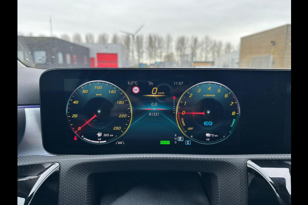 Mercedes-Benz A-Klasse 250 e Business Solution AMG Limited | Elektrische trekhaak | Stoelverwarming | Half leder | Camera