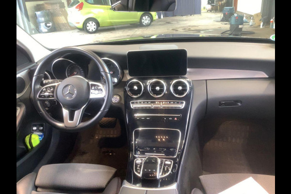 Mercedes-Benz C-Klasse Estate 300 e Avantgarde 320pk PHEV | Trekhaak | Adaptive cruise control | Stoelverwarming | Dodehoeksensoren | Elektrische stoelen met geheugenfunctie | Head up Display |