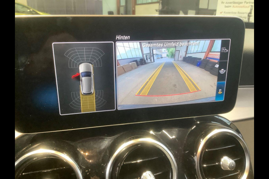 Mercedes-Benz C-Klasse Estate 300 e Avantgarde 320pk PHEV | Trekhaak | Adaptive cruise control | Stoelverwarming | Dodehoeksensoren | Elektrische stoelen met geheugenfunctie | Head up Display |