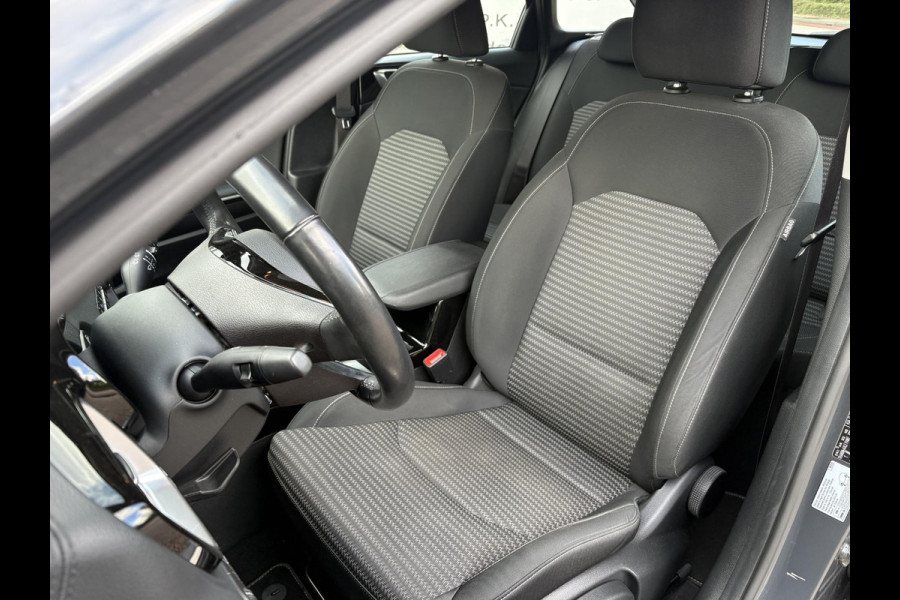Kia Ceed Sportswagon 1.6 GDI PHEV DynamicLine | 140pk Automaat | Stoelverwarming | Camera | Navigatie | Climate control