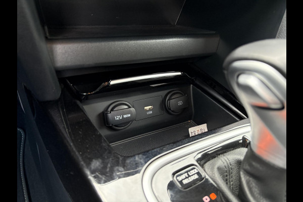 Kia Ceed Sportswagon 1.6 GDI PHEV DynamicLine | 140pk Automaat | Stoelverwarming | Camera | Navigatie | Climate control