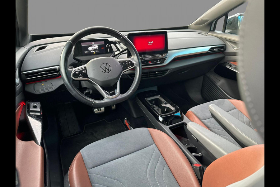 Volkswagen ID.4 Max 77 kWh | Trekhaak elektrisch uitklapbaar | Stoelverwarming | Adaptive cruise control | Panoramadak | Camera