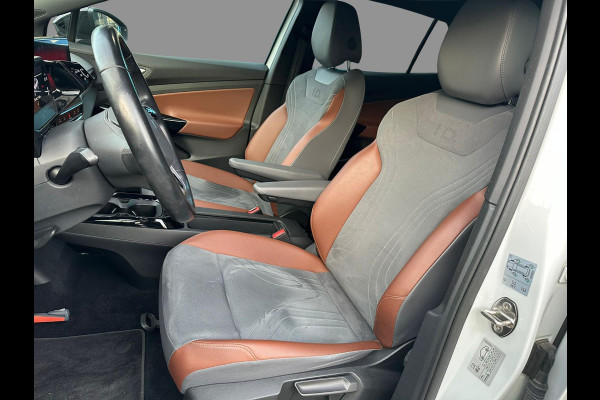 Volkswagen ID.4 Max 77 kWh | Trekhaak elektrisch uitklapbaar | Stoelverwarming | Adaptive cruise control | Panoramadak | Camera