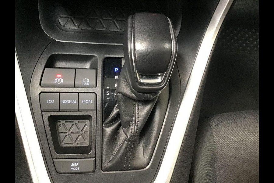 Toyota RAV4 2.5 Hybrid Black Edition | Stoelverwarming | Camera | Climate control | Cruise control