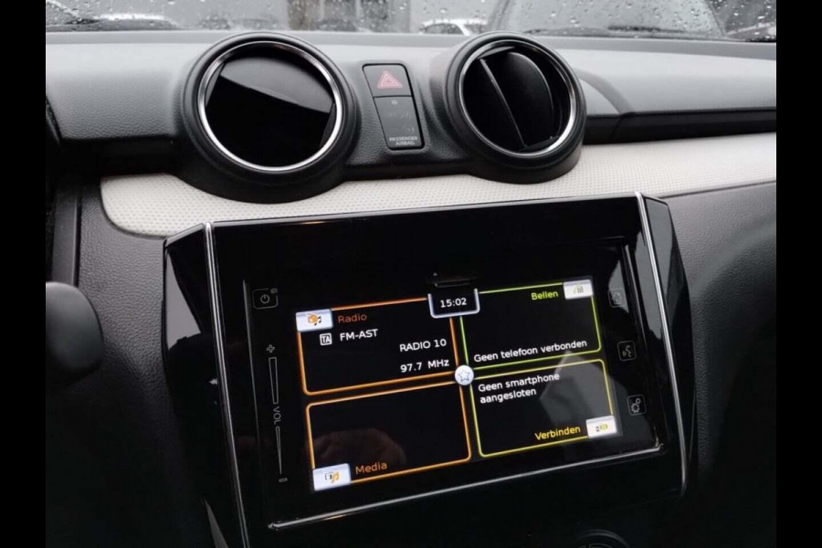 Suzuki Swift 1.2 Select Smart Hybrid | Scherm | Camera | Airco