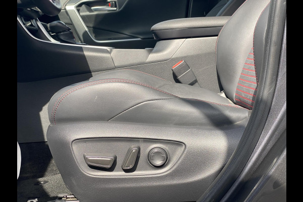 Toyota RAV4 2.5 Plug-in Hybrid AWD Bi-Tone Plus | Stoelverwarming | Stuurwielverwarming | Climate Control | Head Up Display