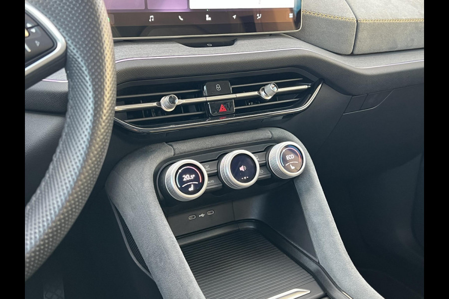 Škoda Kodiaq 1.5 TSI PHEV Tour Edition 204pk | Stoelverwarming | 1.800kg Trekgewicht | Panoramadak |