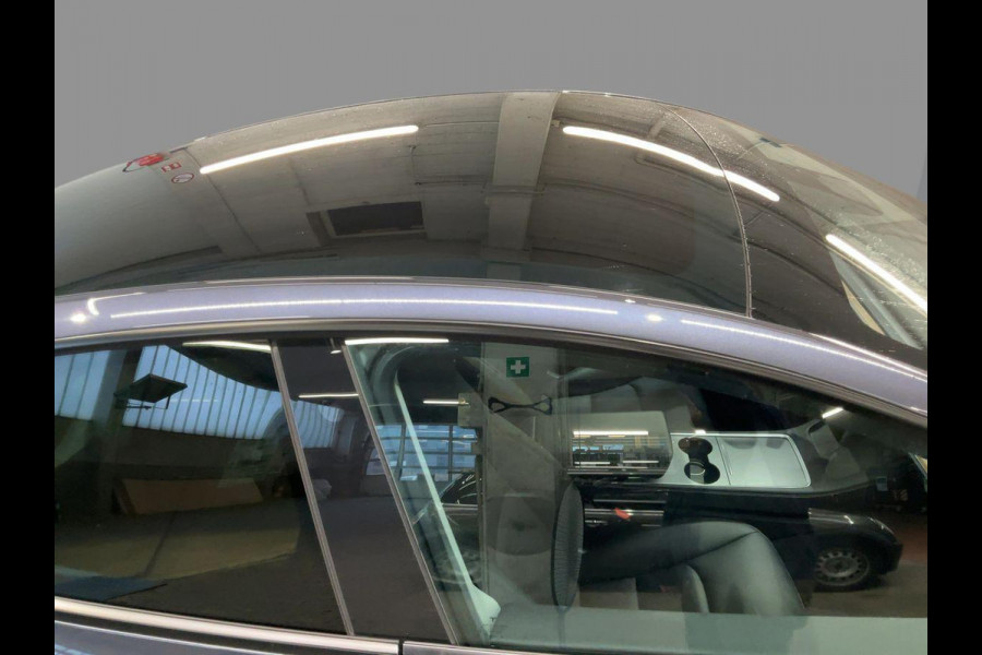 Tesla Model Y Long Range AWD 75 kWh 514pk | Trekhaak | Panoramadak | 2 bandensets