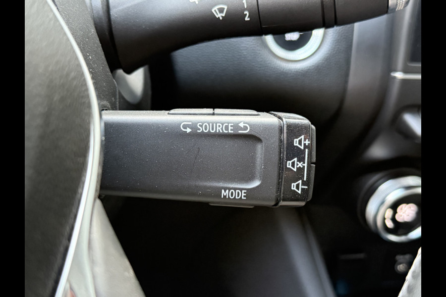 Renault Captur BWJ 2020 | 1.0 TCe 100 Intens | CLIMA | NAVI  CRUISE | CARPLAY | PRIVACY GLASS | TWO TONE