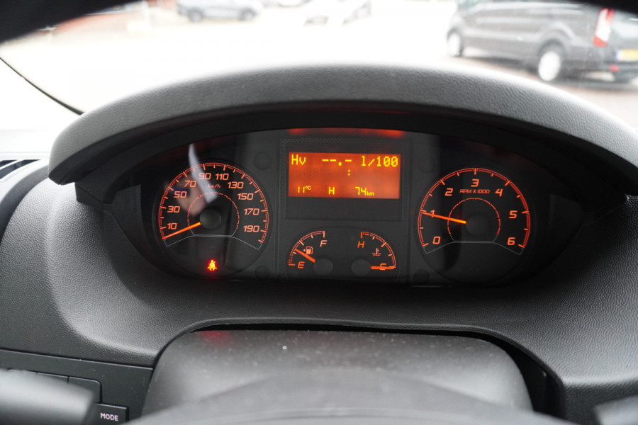 Opel Movano 2.2D 140PK L2H2 3.5t nr. V009|  Climat | Cruise | Apple CP-Android auto