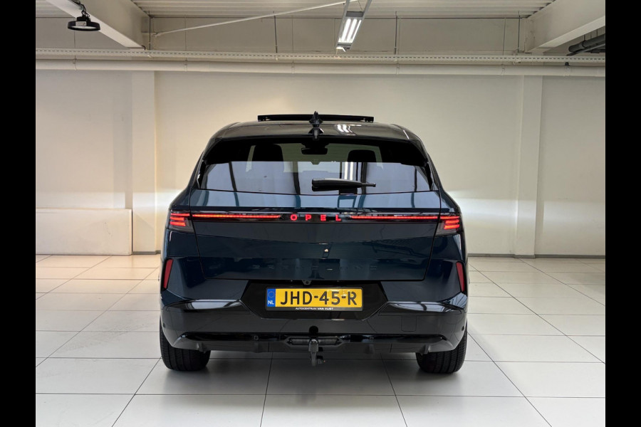 Opel Grandland 1.6 Turbo Plug-in-Hybrid GS Stoelverwarming | Stuurverwarming | Afneembare trekhaak | Focal Audio | Panoramadak