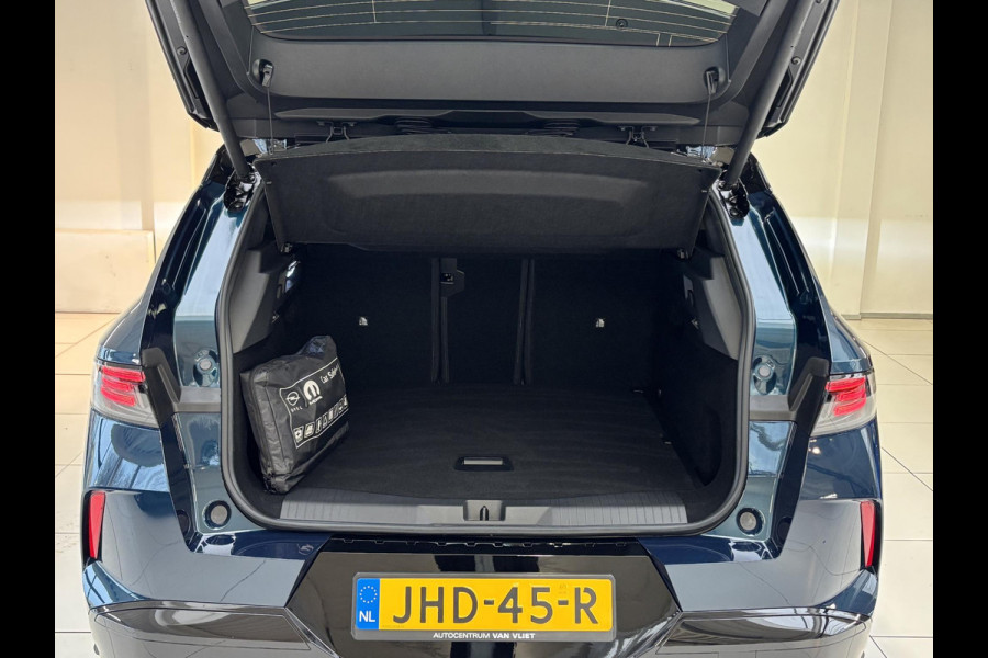 Opel Grandland 1.6 Turbo Plug-in-Hybrid GS Stoelverwarming | Stuurverwarming | Afneembare trekhaak | Focal Audio | Panoramadak