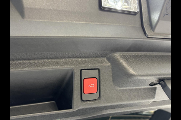 Opel Grandland 1.6 Turbo Plug-in-Hybrid GS Stoelverwarming | Stuurverwarming | Afneembare trekhaak | Focal Audio | Panoramadak