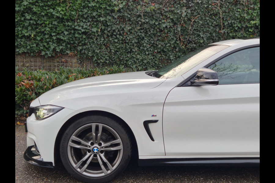 BMW 4 Serie Coupé M Sprt Schuifdak Coupé Apple CarPlay Nap NL High Executive F33 M4 uitlaat Spoiler