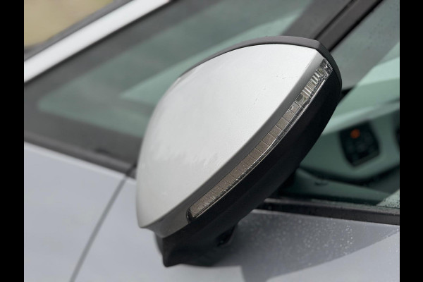 Volkswagen ID.3 First Plus 58 kWh, matrix led, 19 inch, achteruitrijcamera, stoelverwarming, 1 e eigenaar, NL auto met nap