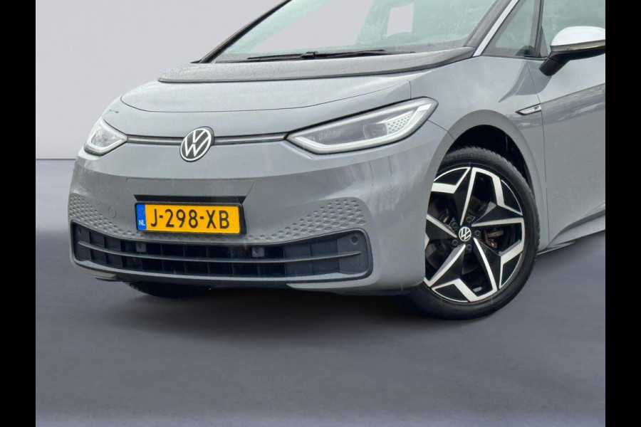 Volkswagen ID.3 First Plus 58 kWh, matrix led, 19 inch, achteruitrijcamera, stoelverwarming, 1 e eigenaar, NL auto met nap