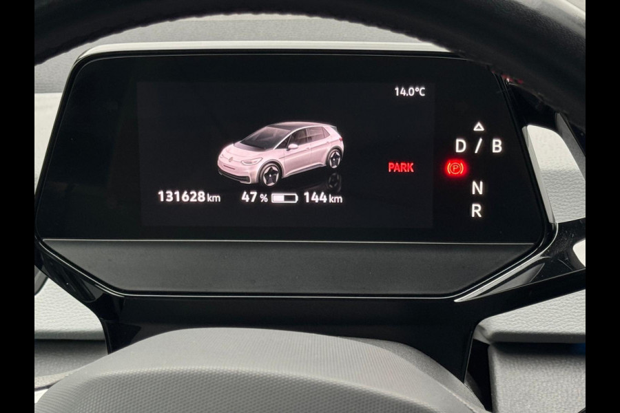 Volkswagen ID.3 First Plus 58 kWh, matrix led, 19 inch, achteruitrijcamera, stoelverwarming, 1 e eigenaar, NL auto met nap