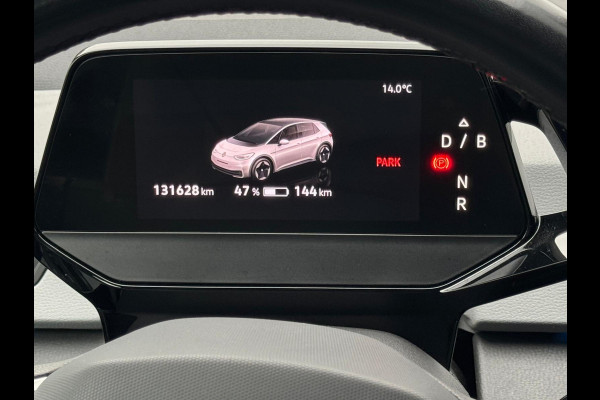 Volkswagen ID.3 First Plus 58 kWh, matrix led, 19 inch, achteruitrijcamera, stoelverwarming, 1 e eigenaar, NL auto met nap