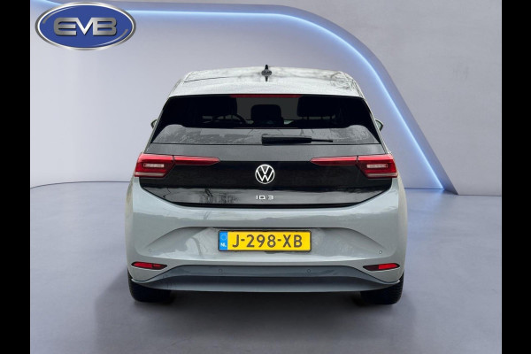Volkswagen ID.3 First Plus 58 kWh, matrix led, 19 inch, achteruitrijcamera, stoelverwarming, 1 e eigenaar, NL auto met nap