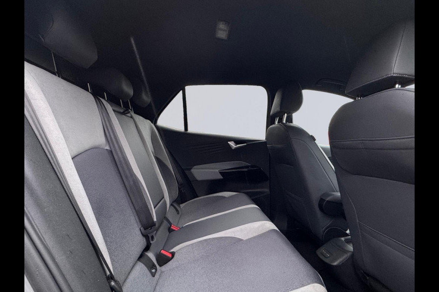 Volkswagen ID.3 First Plus 58 kWh, matrix led, 19 inch, achteruitrijcamera, stoelverwarming, 1 e eigenaar, NL auto met nap
