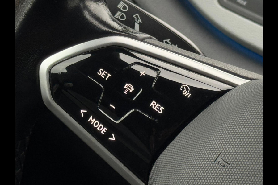 Volkswagen ID.3 First Plus 58 kWh, matrix led, 19 inch, achteruitrijcamera, stoelverwarming, 1 e eigenaar, NL auto met nap