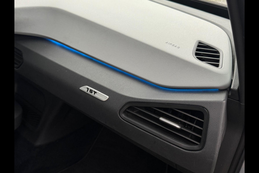 Volkswagen ID.3 First Plus 58 kWh, matrix led, 19 inch, achteruitrijcamera, stoelverwarming, 1 e eigenaar, NL auto met nap