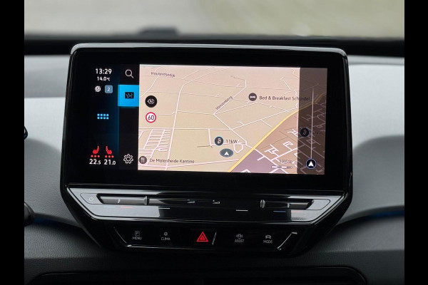Volkswagen ID.3 First Plus 58 kWh, matrix led, 19 inch, achteruitrijcamera, stoelverwarming, 1 e eigenaar, NL auto met nap