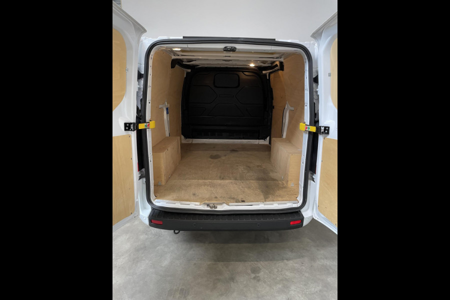Ford Transit Custom 300 2.0 TDCI L1H1 Trend 130PK Airco Cruise Bluetooth Radio