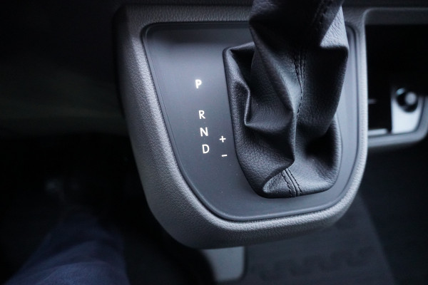 Volkswagen Crafter 35 2.0 TDI 177PK L3H3 Automaat nr. V120 | Climat | Navi | Cruise | Camera