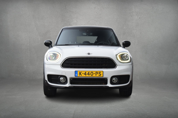 MINI Countryman 1.5 Cooper Chili | Apple CarPlay | Half Leer | Stoelverwarming