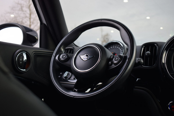 MINI Countryman 1.5 Cooper Chili | Apple CarPlay | Half Leer | Stoelverwarming