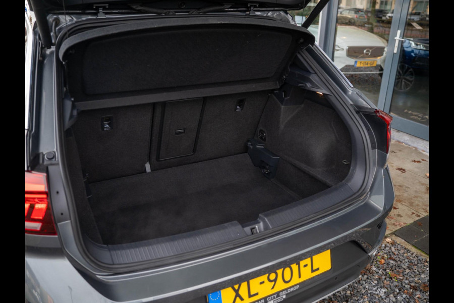 Volkswagen T-Roc 1.5 TSI Sport / Beats / Pano / Virtual / Stuur/stoel verwarming / CarPlay / Camera / LED / ACC / El. kofferbak