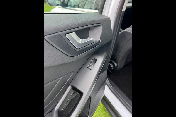 Ford Focus 1.0 EcoBoost Hybrid Edition Business | CarPlay | Camera | NAVI